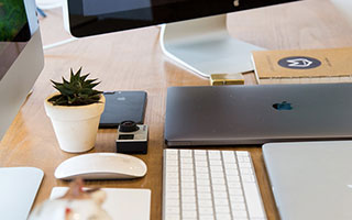 开云官网在线-逆境中的明星：战胜伤病再创新高，在逆境中获得成功的名人