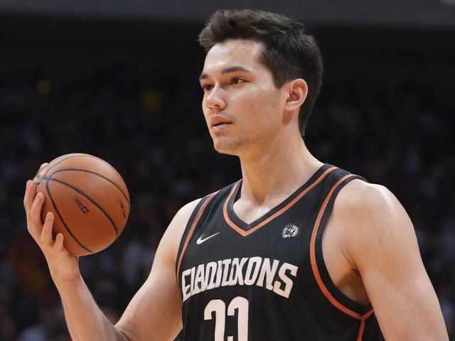 开云体育_ NBA新赛季的期待：谁将成为黑马球队？，2021赛季nba开拓者赛程表