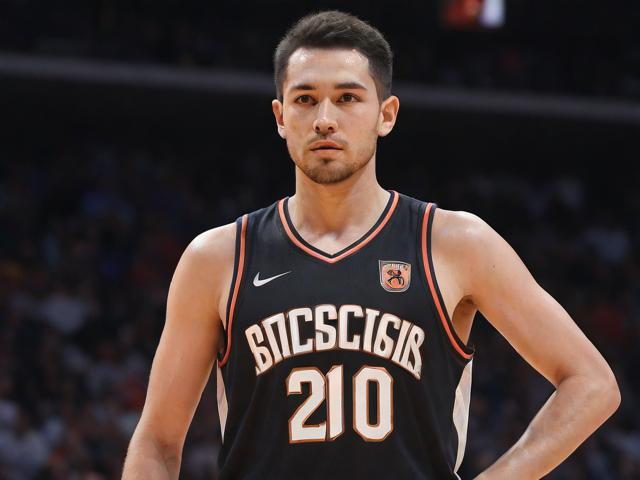 开云体育_ NBA流行趋势：小球战术的崛起与挑战，nba哪些是小球市