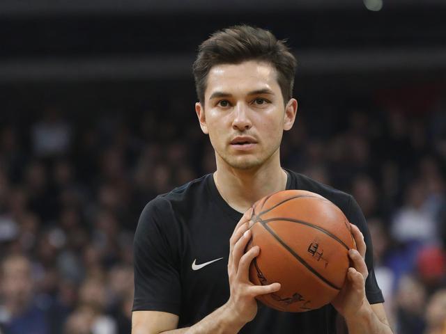 _开云体育_ 影响球员表现的心理因素探讨_，影响球员薪金的主要因素分析