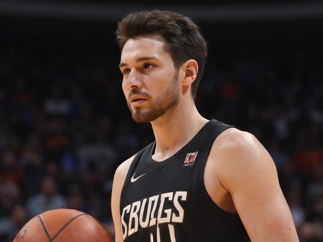 开云体育_ NBA的防守艺术：如何应对当今的进攻潮流？，nba防守教学