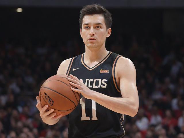 开云体育_ NBA转会市场的动态分析：球队需要哪些调整？，nba转会窗口什么时候结束