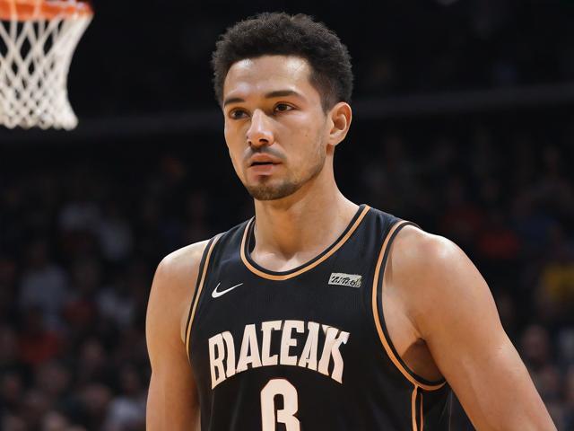 开云体育_ _76人队恩比德伤愈复出，球队冲击总冠军再添砝码_，曝76人四年1.96亿提前续约恩比德