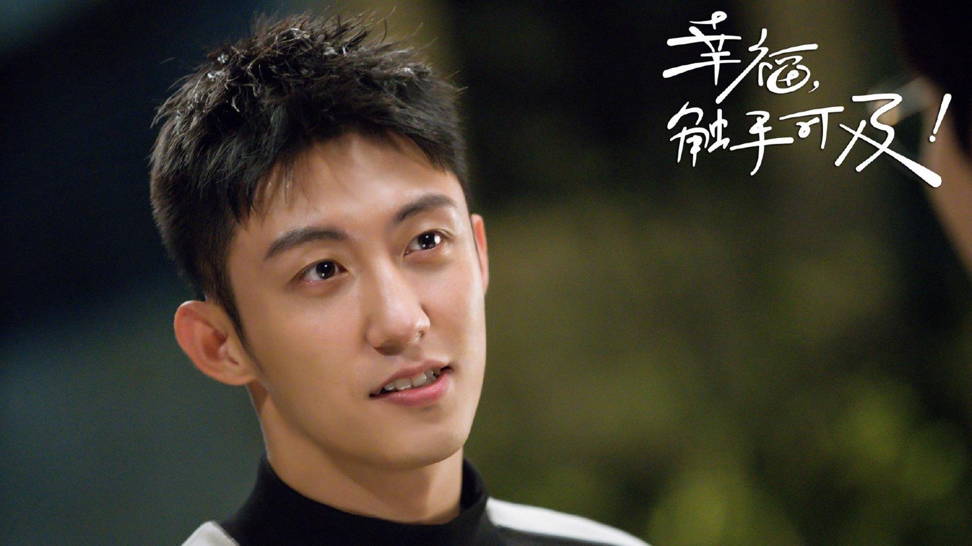 “西甲劲旅奋勇追赶，争夺榜首之战精彩纷呈”，西甲经典比赛