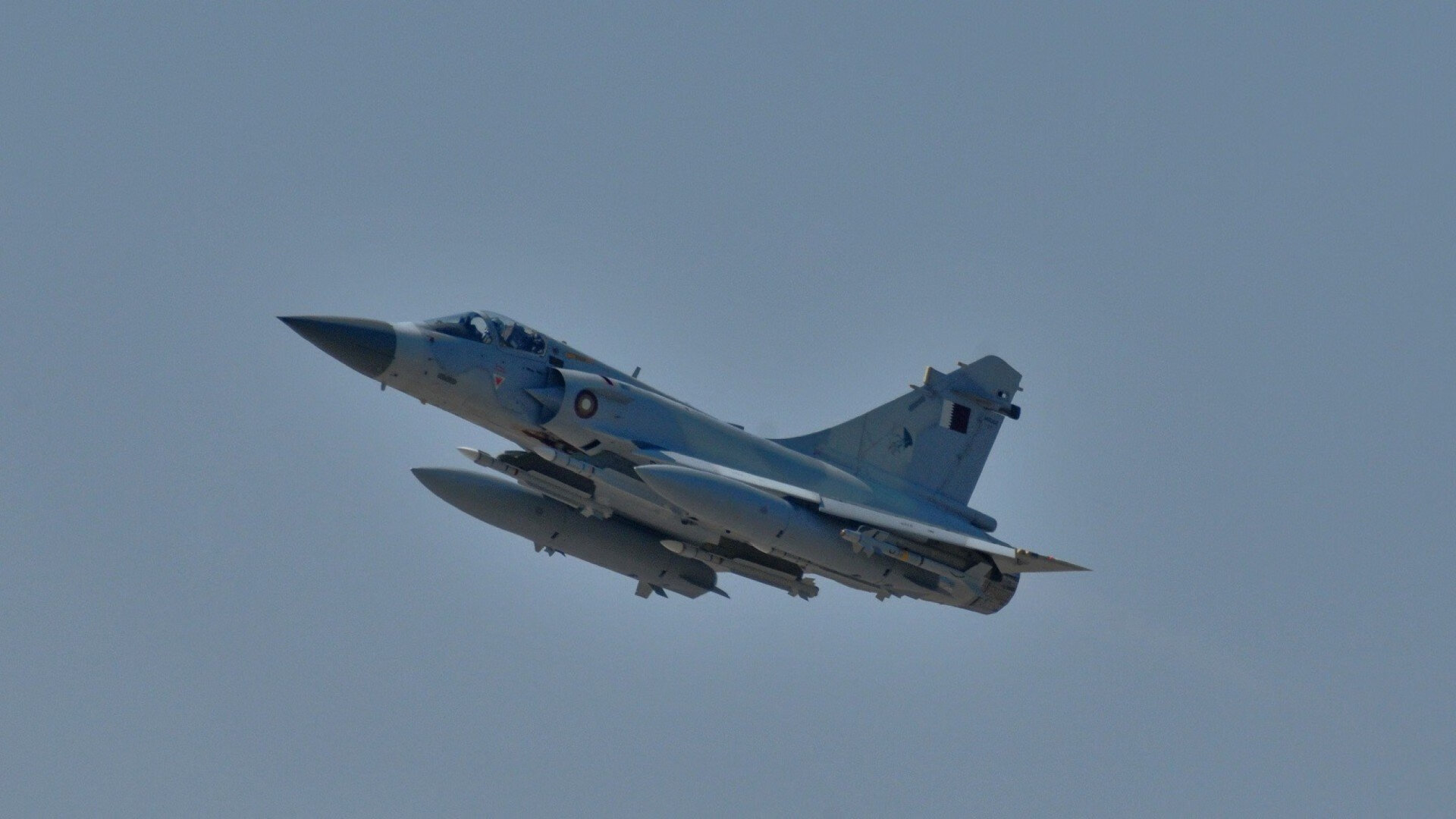 联盟是否应设立多语种比赛直播平台，英雄联盟职业联赛开语音吗